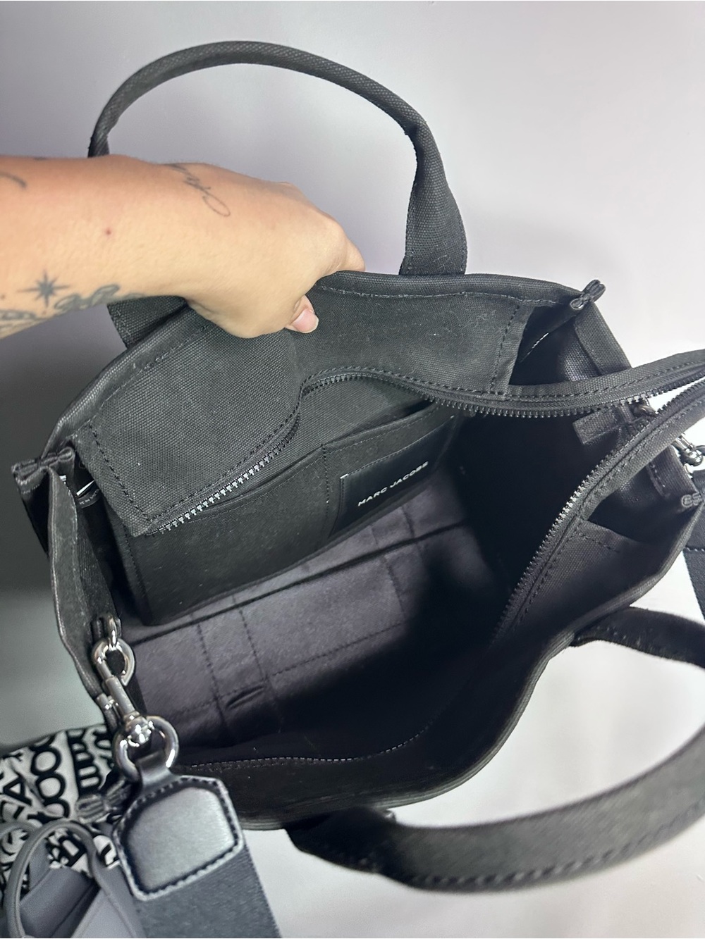 Marc Jacobs Black Canvas Tote with White Logo - Picture 3 of 3